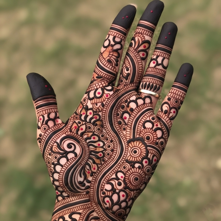The Swirl of Devotion Full Palm
